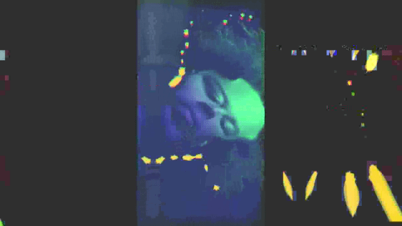 vlcsnap-2013-10-01-01h00m27s194