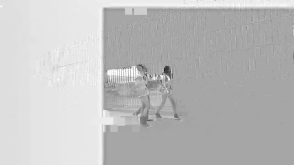 vlcsnap-2013-12-04-18h40m03s247.png image